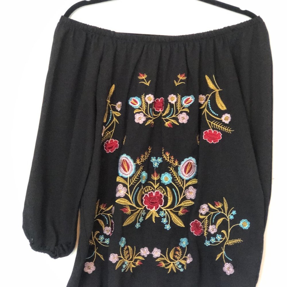 Black Off-the-shoulder top